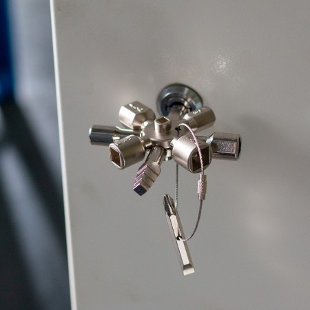 КВТ Ключ для электрошкафов КЭШ-10, 78069 KVT КВТ Ключ для электрошкафов КЭШ-10, 78069 KVT